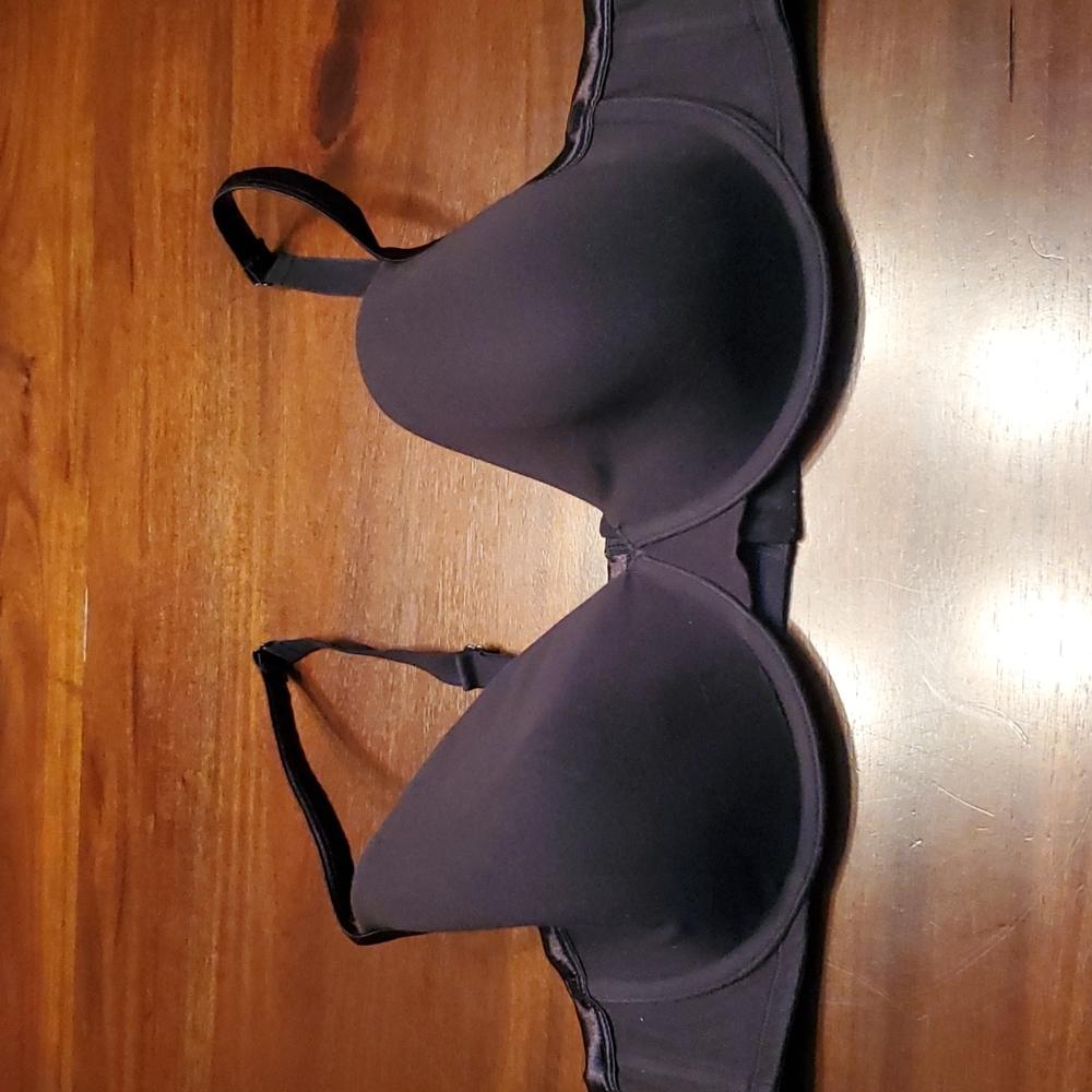 Cacique 46C Padded T Shirt Bra